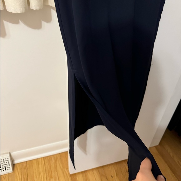 Babaton / Aritzia soft V midi dress - Picture 2 of 2